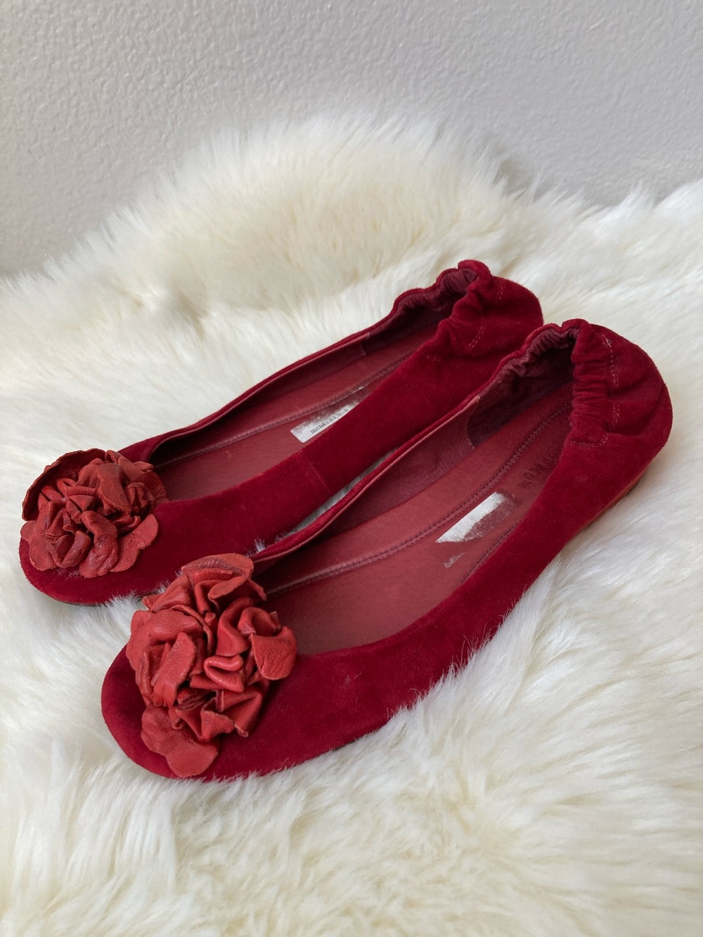 Chocolate Blu Vivian Suede Ballet Flat wedge elastic back heel 3D rosette sz 9.5